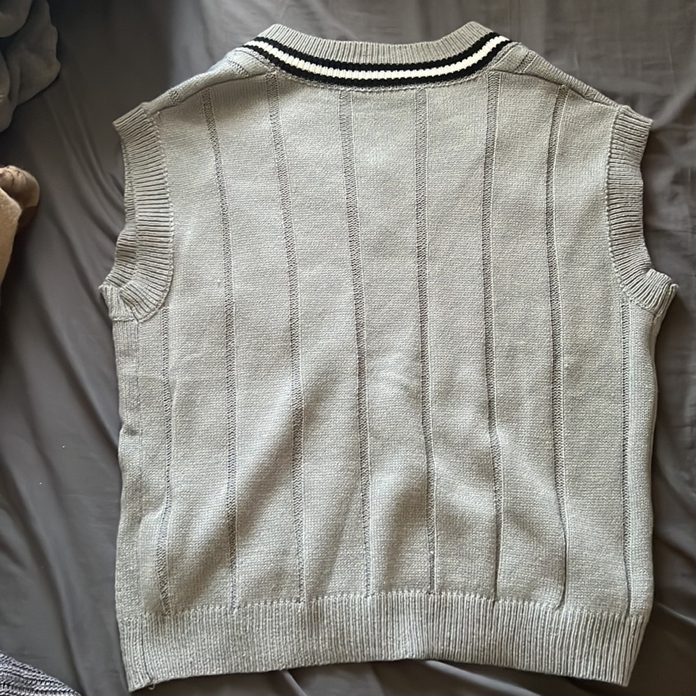 Vest - Picture 2 of 2